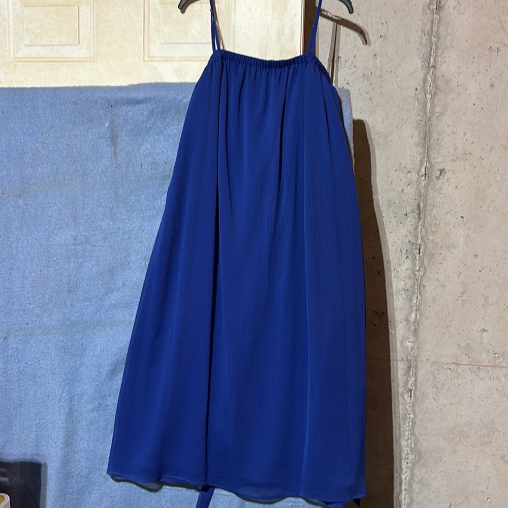Dress - Picture 3 of 4